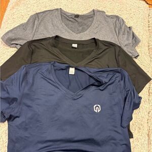 G-Form Performance T-Shirt Womens 2XL Multi Color Good 3-Pack V-Neck Cropped Fit